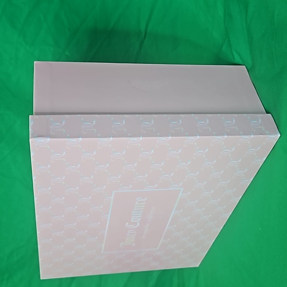 Juices Couture apink soft furry mini Tote & Barrel coin purse - Picture 11 of 11